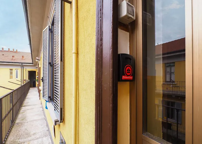 Primopiano - Custodi Milán