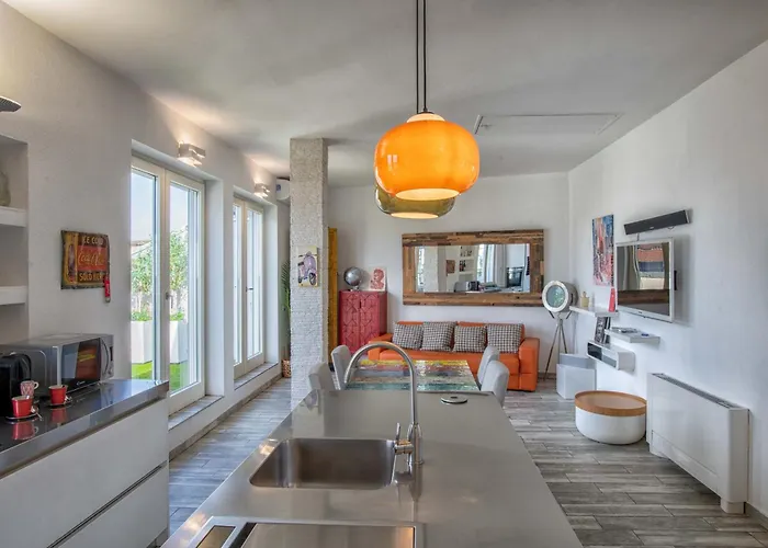 Luxury Flat With Terrace / Stunning Skyline View Apartament Mediolan