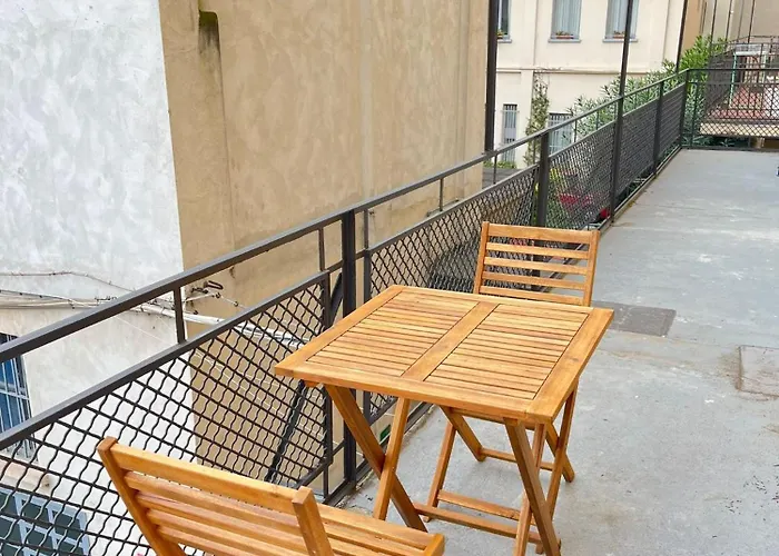 아파트 La Casa Di Zoe - Bocconi, Navigli *
