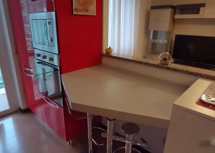 Gli Scoiattoli Di Tolstoi * Milano