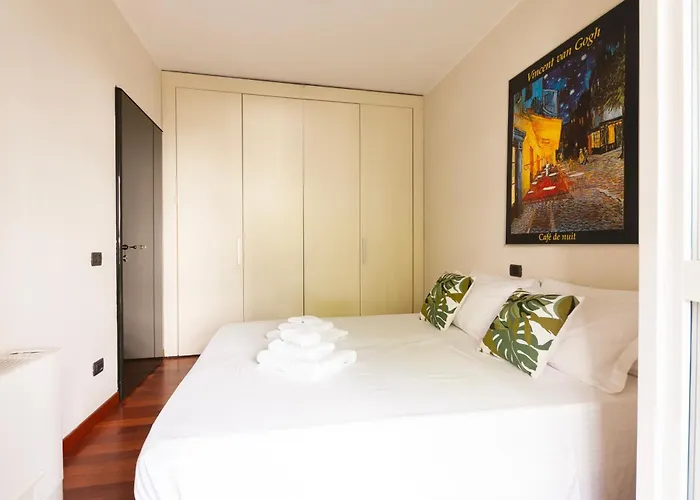 Moscova-brera Elegante Con Giardino Privato 아파트 밀라노