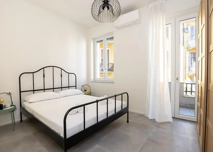 Citylife Modern Bilo - M5 Lotto & M1 Amendola Fiera *