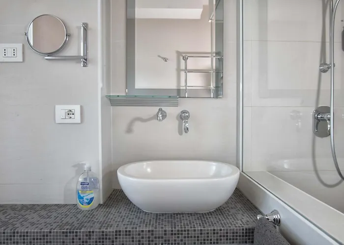 Luxury Flat With Terrace / Stunning Skyline View Apartament Mediolan