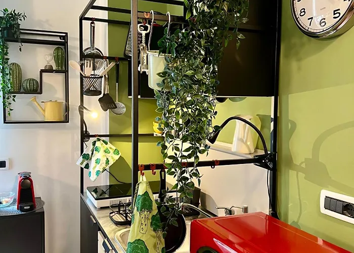 Apartment La Bella Charme 3 Km Away From Duomo/ Netflix & Wi-fi Included *
