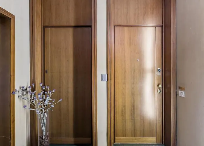 公寓 Elegant And Roomy