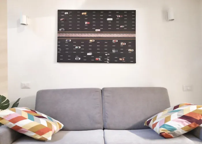 Ihost - Arganini 22 * Milano