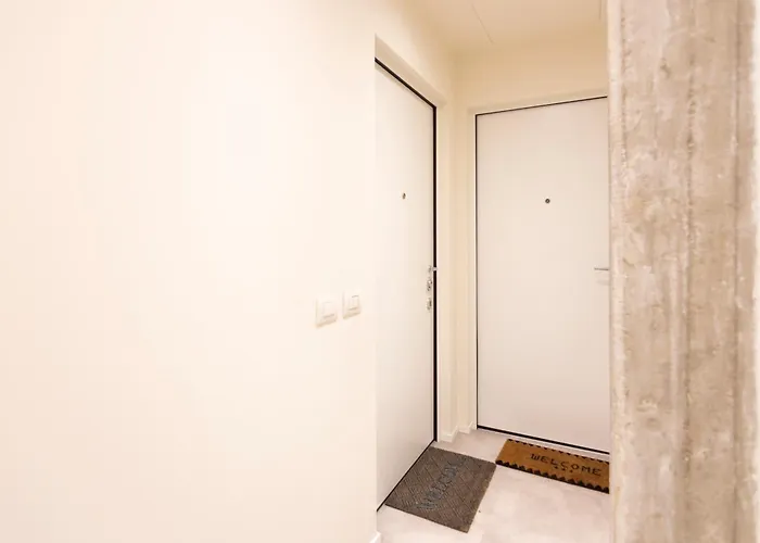 Guesthost - West Apartman Milánó