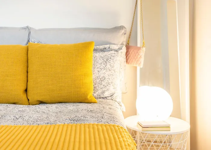 Guesthost - West Milánó