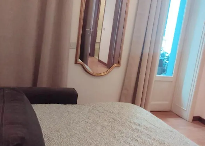 3 Minutes On Foot From Duomo! Big Apartament With 3 Bedrooms And Balcony 公寓 米兰