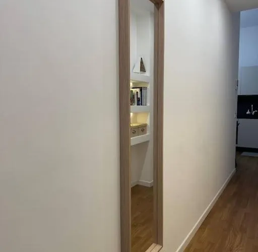 Nolo62, A Nifty Flat In Lägenhet *