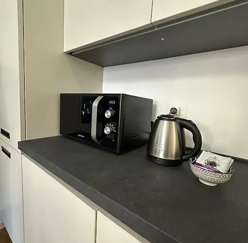 Nolo62, A Nifty Flat In