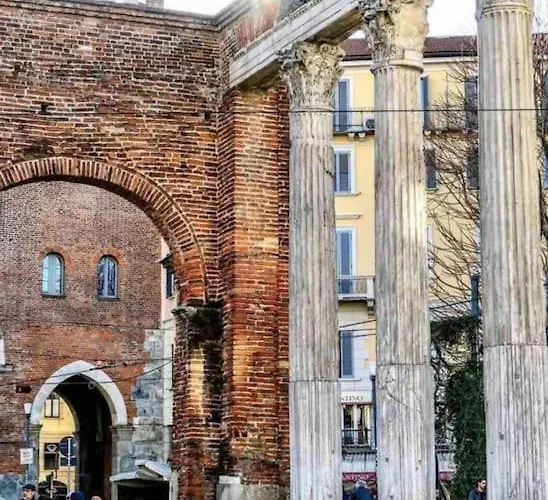 Διαμέρισμα Naviglio 135 *