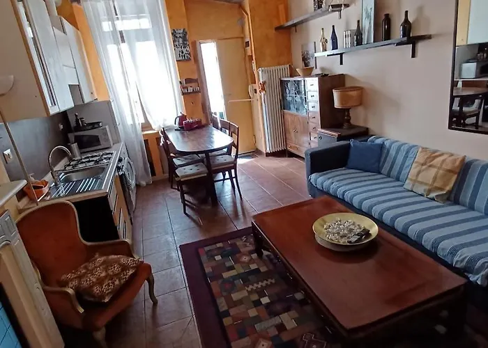 Gold House Stazione * Milano