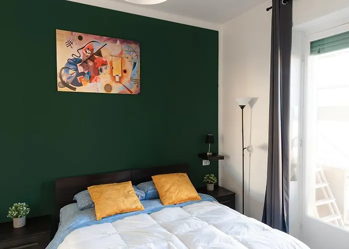 Duomo Elegant In Santa Marta Gasthof