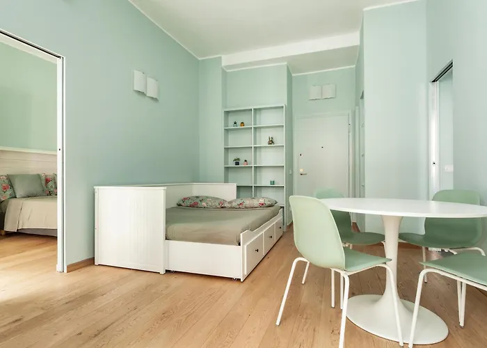 Daire Navigli - Brand New *