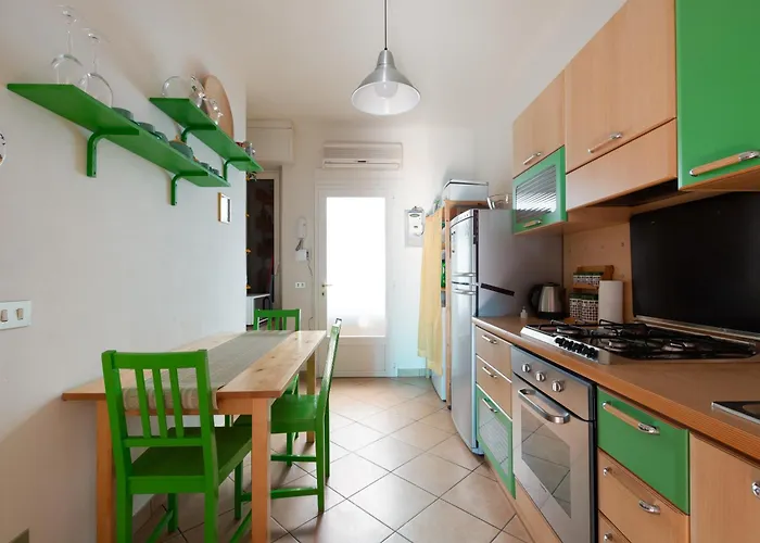 Guesthost - Porta Romana Luminoso Rifugio Milán