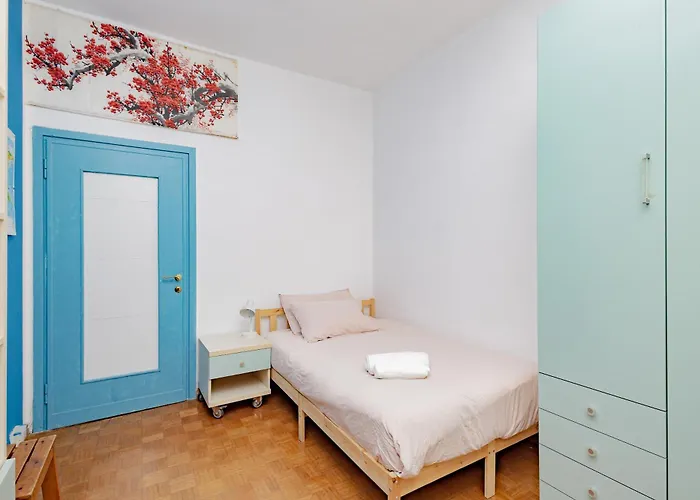 Xenia - Spacious Near Linate Airport דירה