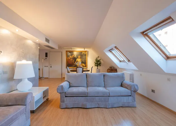 Xenia - Luxury & Elegant Penthouse In Life Milano