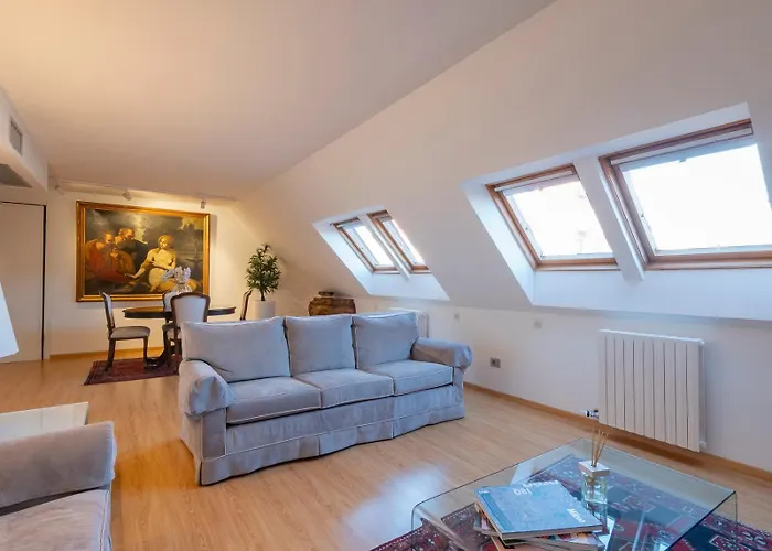 Xenia - Luxury & Elegant Penthouse In Life *