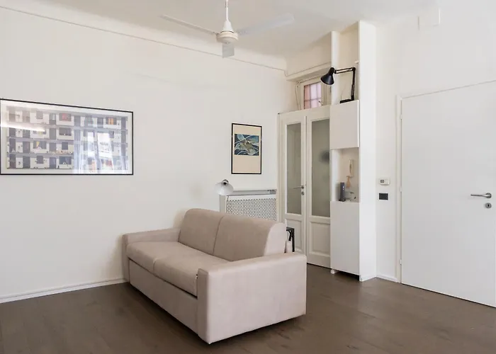 Elegante Bilocale In Zona Risorgimento * ميلان