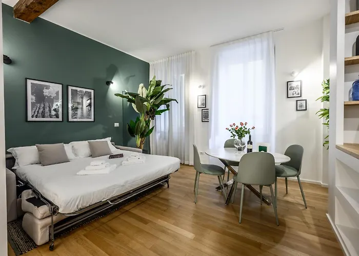 Stylish Loft , Corso Garibaldi - Duomo-brera * Milão