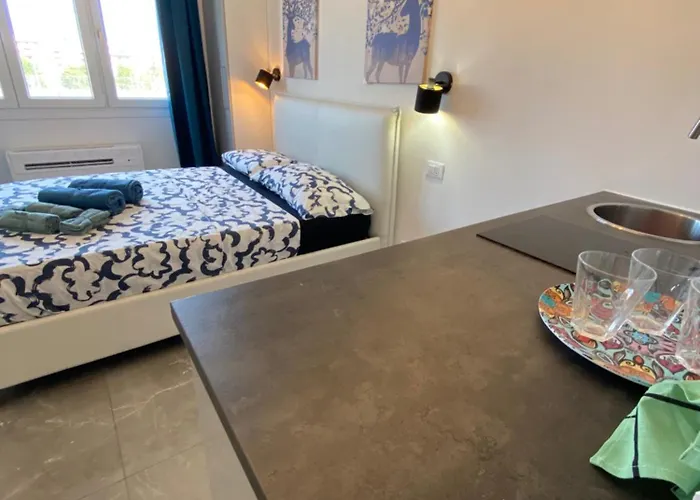 Hostmate - - Sammartini - Lejlighed *