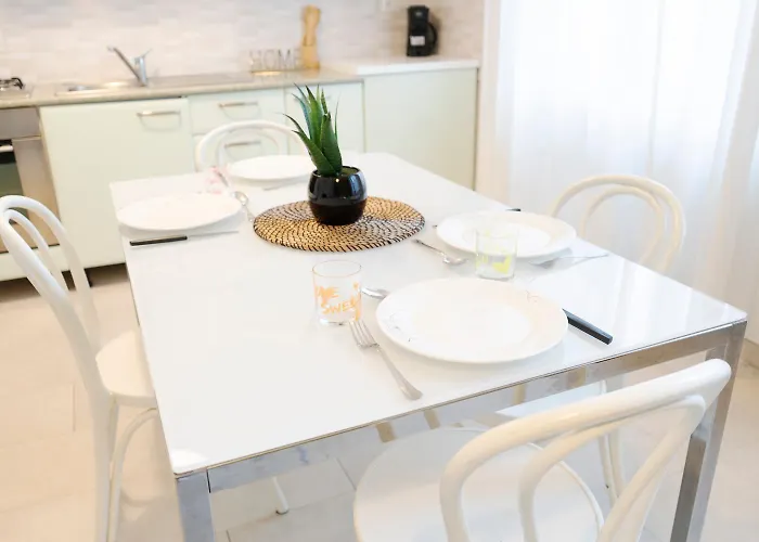 Ve2 Isola Cool • Exclusive • * Milano