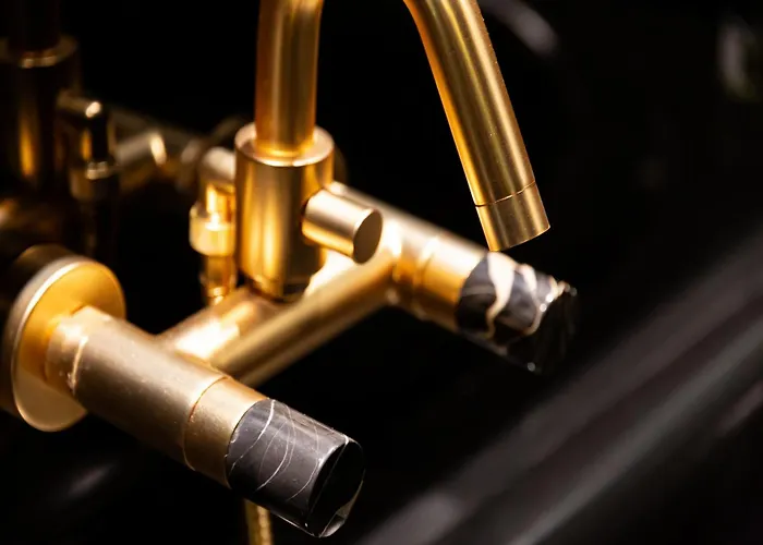 The Rent - Refined Loft In Downtown Apartmán *