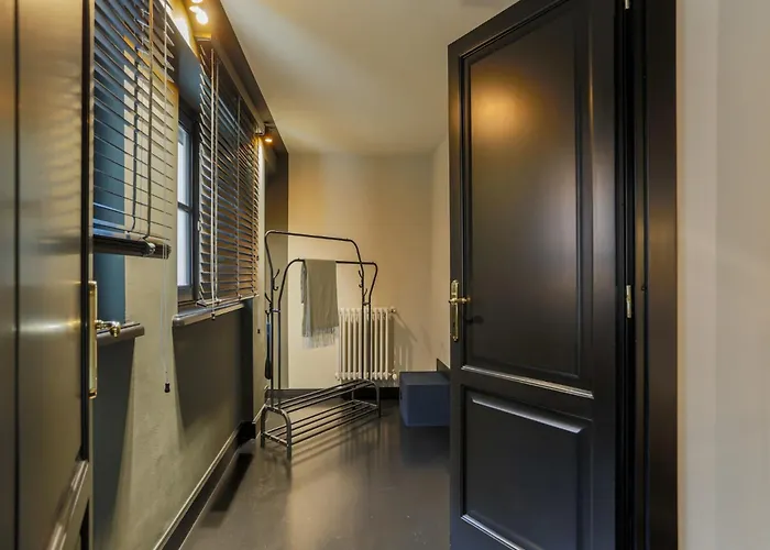 The Rent - Refined Loft In Downtown