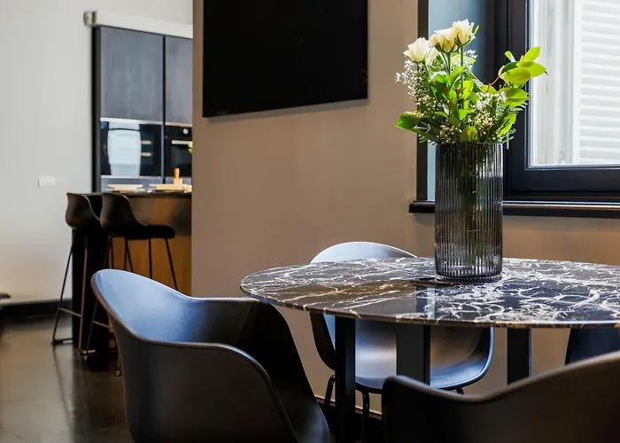 The Rent - Refined Loft In Downtown *