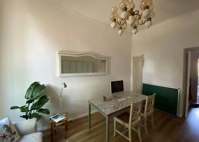 Appartement Officina Scrittoria Milaan