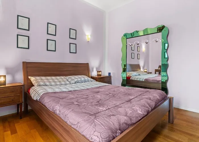 Milano- Stazione Garibaldi Ecletic *