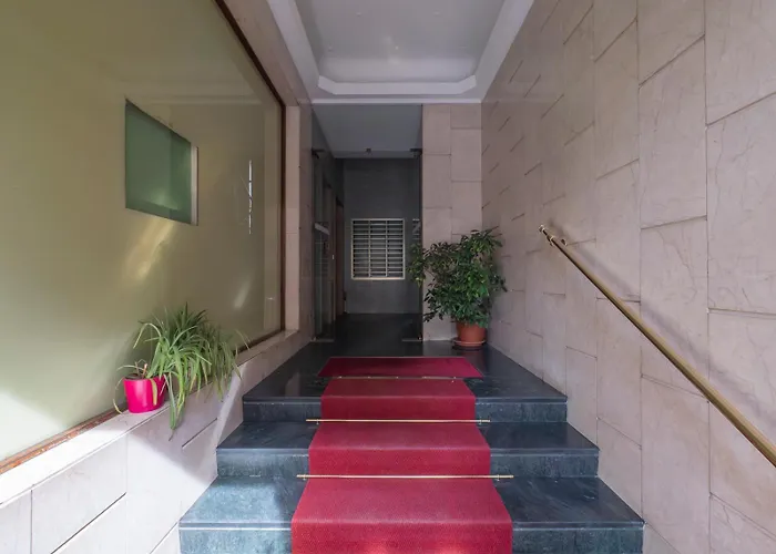 Xenia - Spacious Two-room In The Flower District Milano