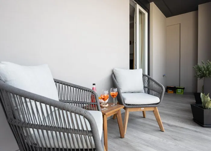 Daire Free Private Parking - Metro Line 5 Min Cozy