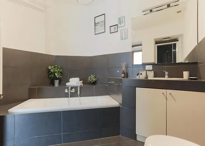 The Rent - Corso Buenos Aires * ميلان