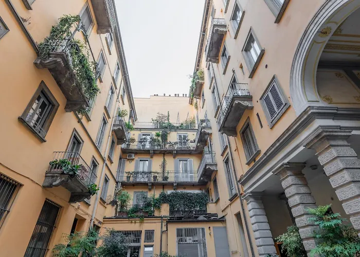 Bright Mini In The Heart Of