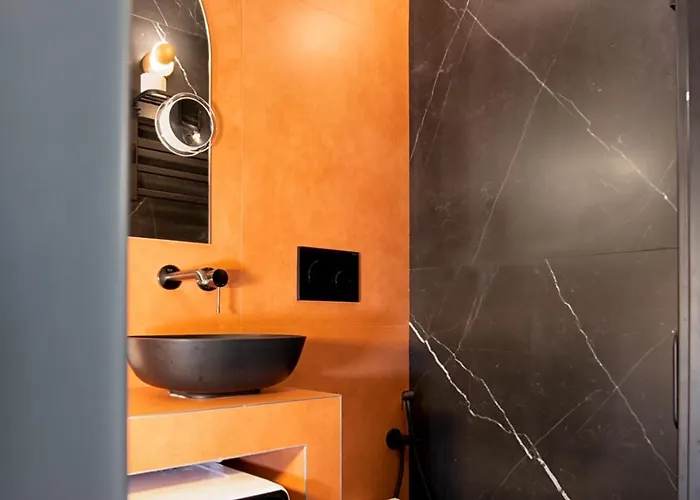 Ms Marple Luxury Station *