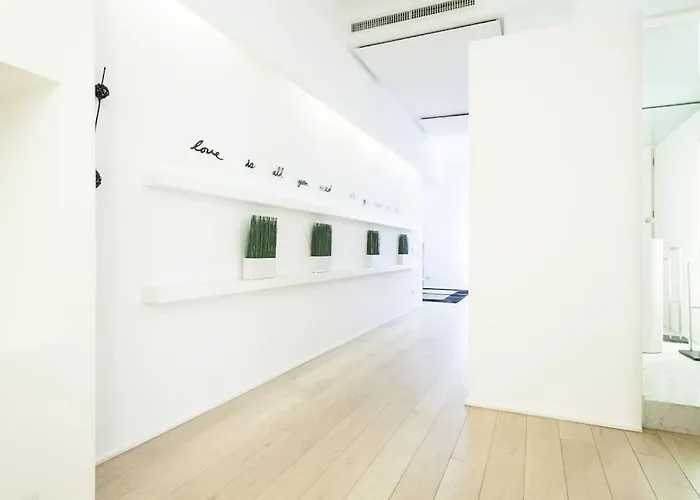 Charming Near Duomo Milán