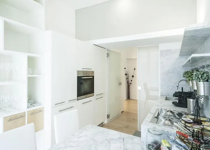 Charming Near Duomo Milán