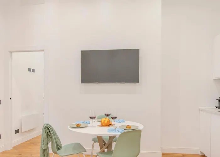 We - Menabrea21 Apartment *