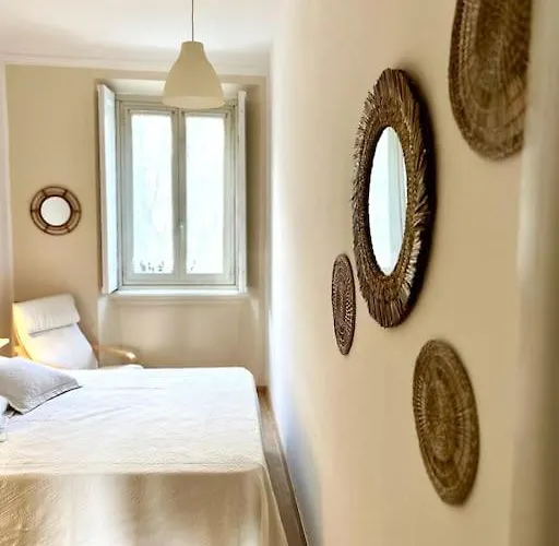 Apartment Elegante In Centro Milan