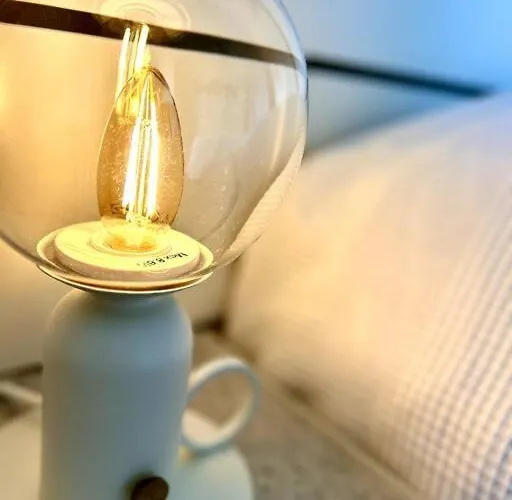 Apartment Elegante In Centro Milan