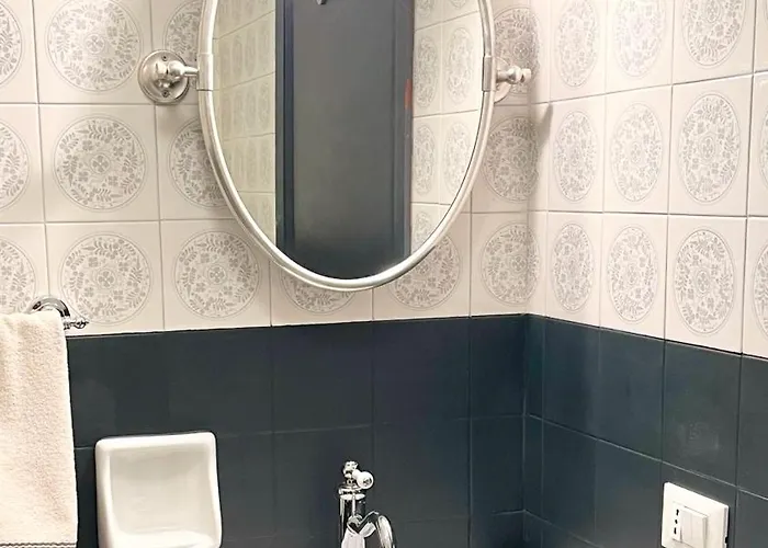 Oasis In The Center Of Daire *