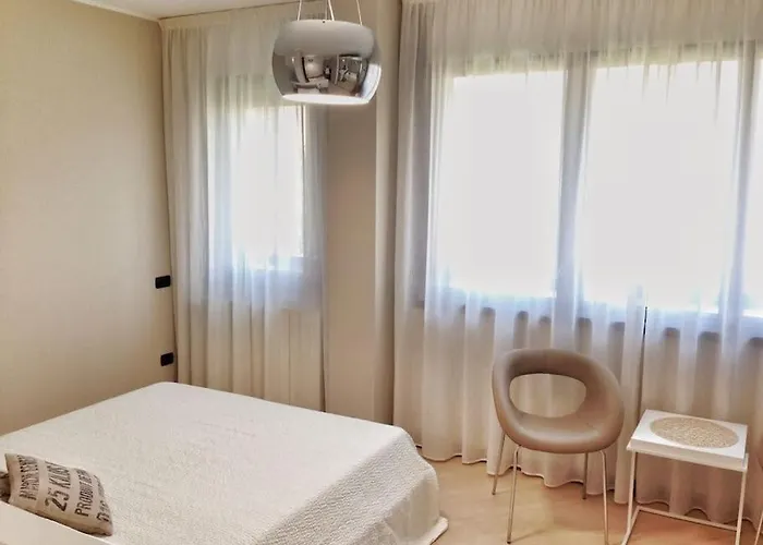 Vicino Metro Precotto, Garage Gratuito Apartman Milánó
