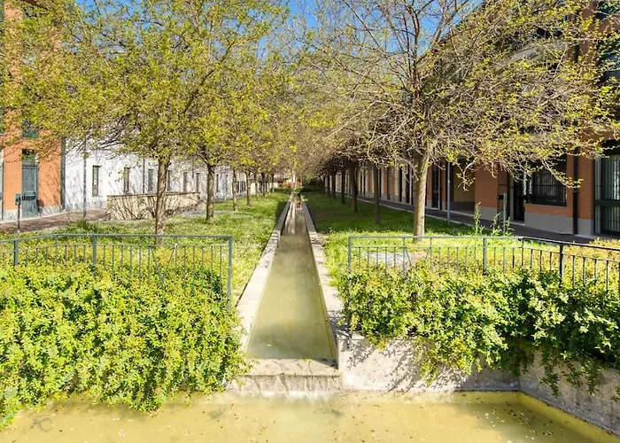 Italianflat - Canal Couture, Navigli Luxury Retreat *