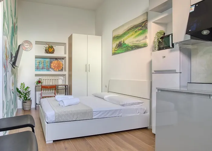 Rosmini13; Lil Gem In Sempione District Apartament *