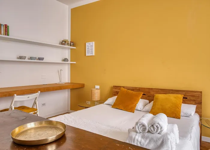 Apartament Charming In Tortona Navigli District Mediolan