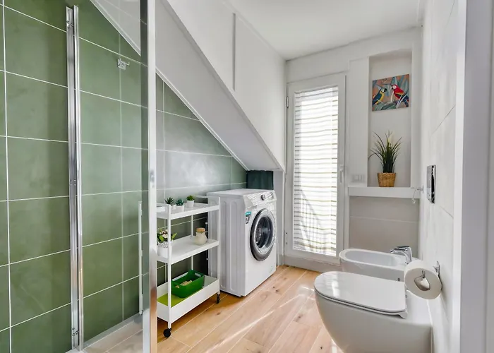 Ami's Terrace - New Gem In Citylife District * Milánó