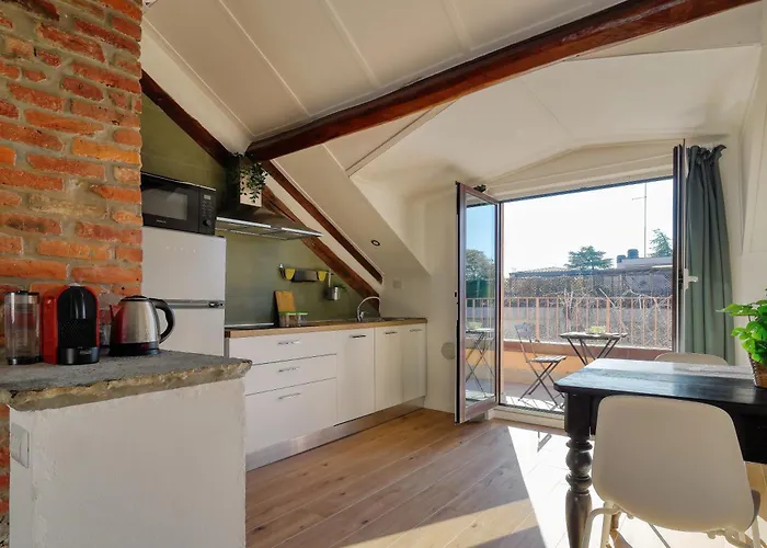 Ami's Terrace - New Gem In Citylife District Apartman *