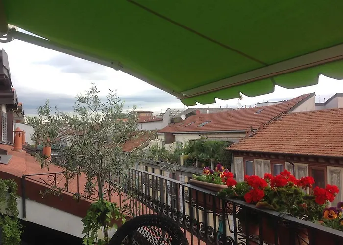 Pied A Terre With Terrazza In Center *